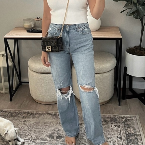 A&F 90s High Waisted Jeans - Picture 1 of 5